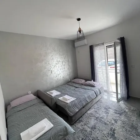 07 Apartment